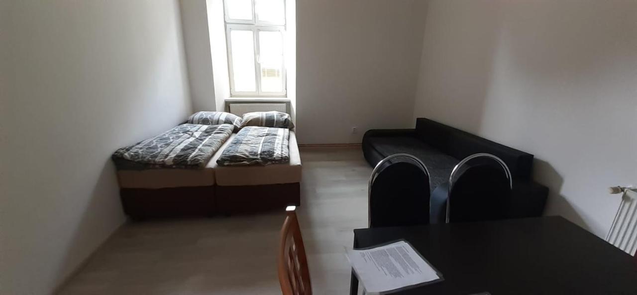Zamecka Zahrada-apartmany *
